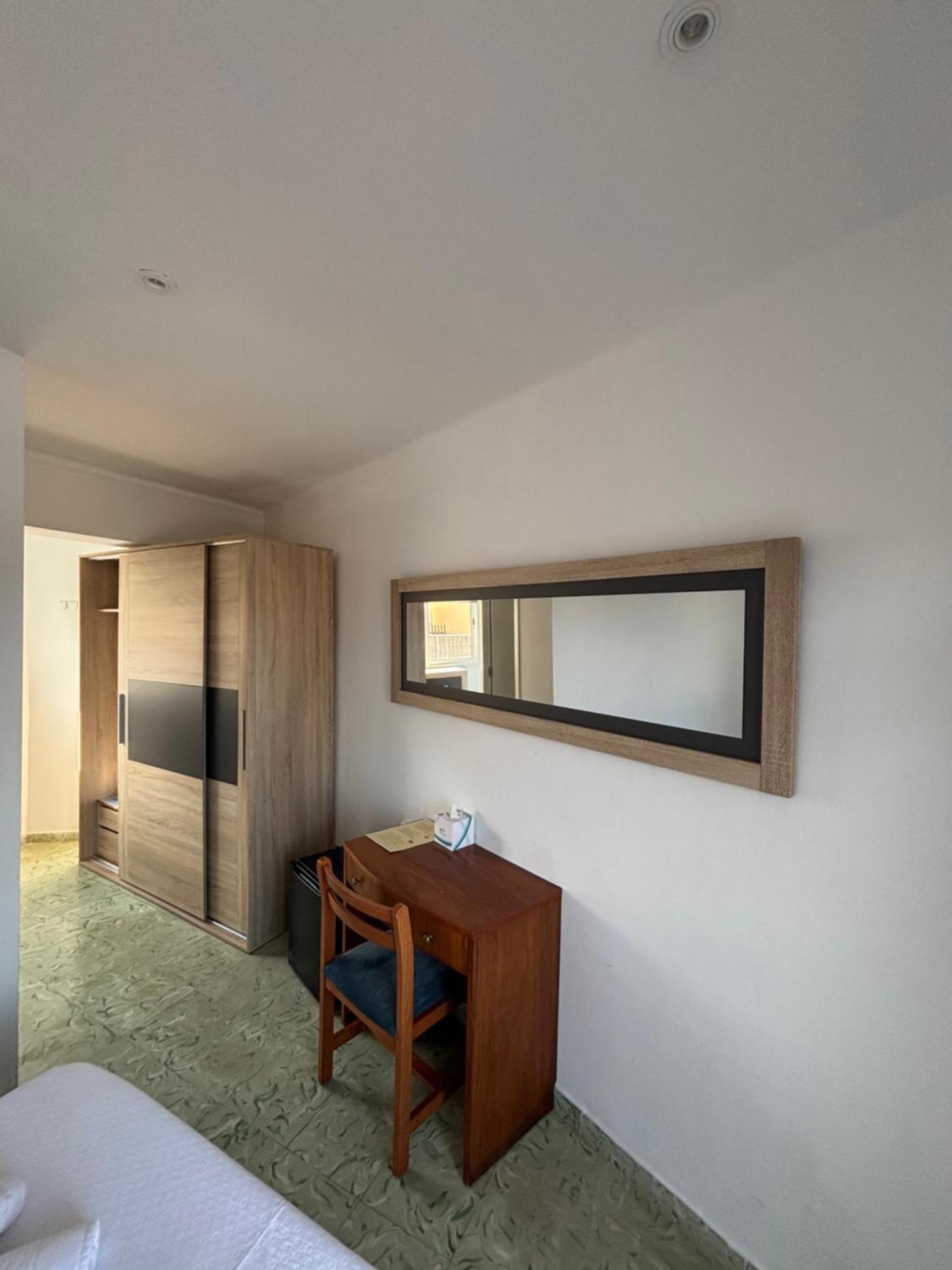 La Marina Ch Otel Cala Figuera  Dış mekan fotoğraf