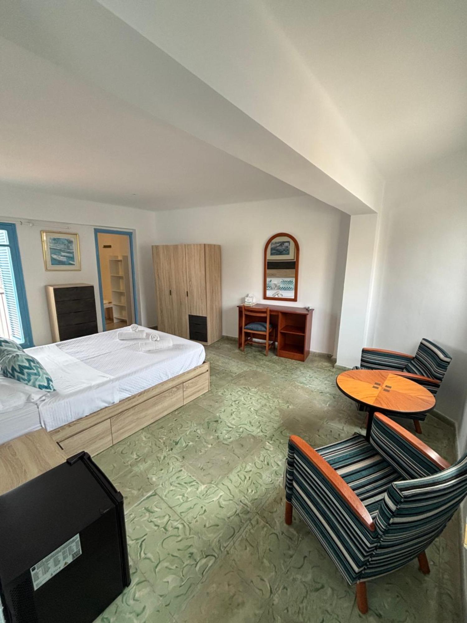 La Marina Ch Otel Cala Figuera  Dış mekan fotoğraf